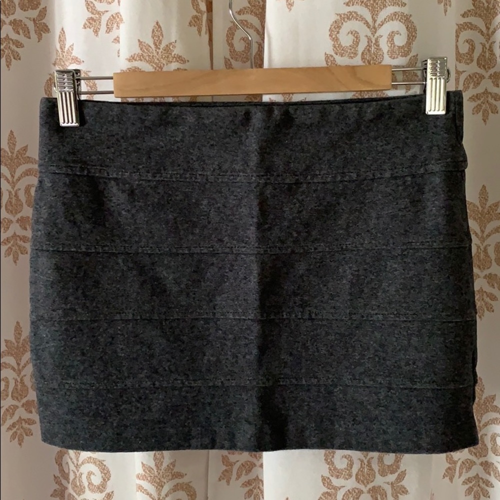 Aeropostale stretchy gray mini skirt M
